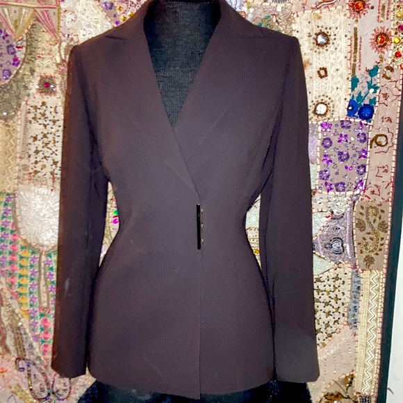 100% Polyester Shell & 200% Polyester Lining w/3 classy internal snap closure - Picture 1 of 3